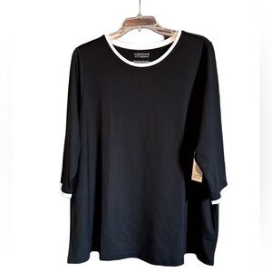 Adrienne Vittadini sz16 Gorgeous Black Fitted Sweater with White Trim NWT